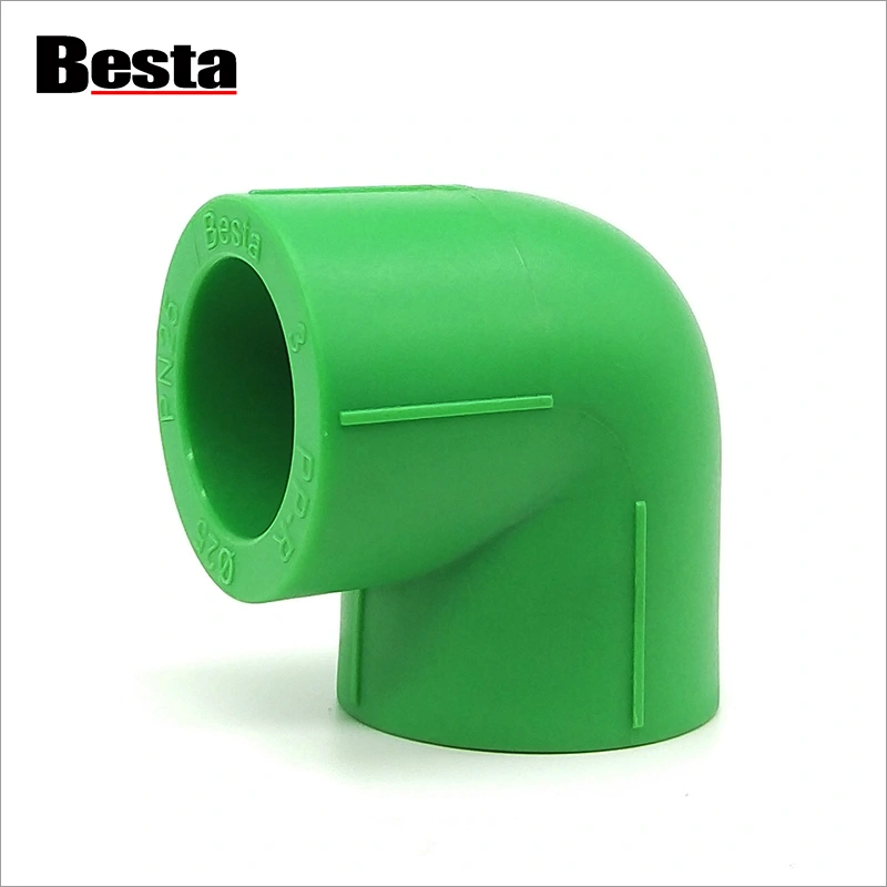 Cum se menține un cot de montare din plastic PPR 90 °?